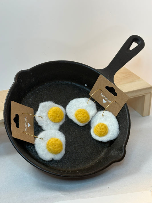 Adorable Fried Egg Earrings | Quirky design - Wool/wire - 1.5" diameter (approx.)