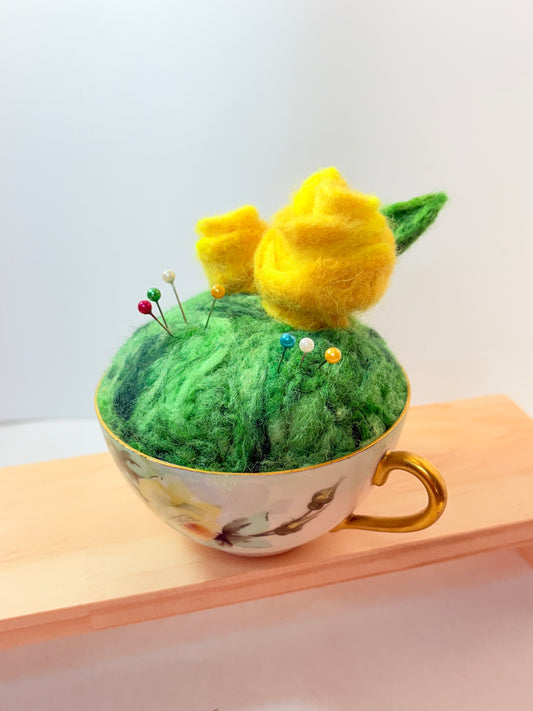 Quirky (and Useful) Teacup Pincushions | Antique teacups transformed - Practical & Fun - Great gift!